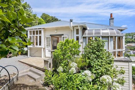 Photo of property in 51 Mornington Road, Brooklyn, Wellington, 6021