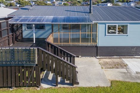 Photo of property in 24 Conclusion Street, Ascot Park, Porirua, 5024