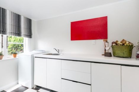 Photo of property in 35 Nuffield Avenue, Marewa, Napier, 4110