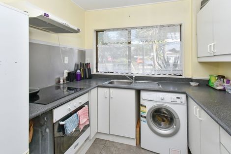 Photo of property in 2a Roys Road, Weymouth, Auckland, 2103