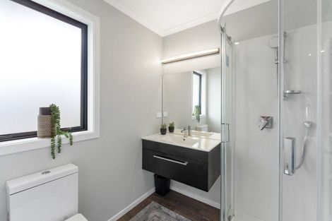 Photo of property in 1 Kikorangi Way, Paraparaumu, 5032