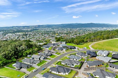 Photo of property in 18 Sycamore Drive, Sunnynook, Auckland, 0620