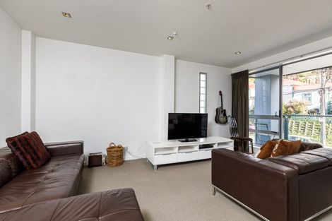 Photo of property in 4h/1 Hanson Street, Mount Cook, Wellington, 6021