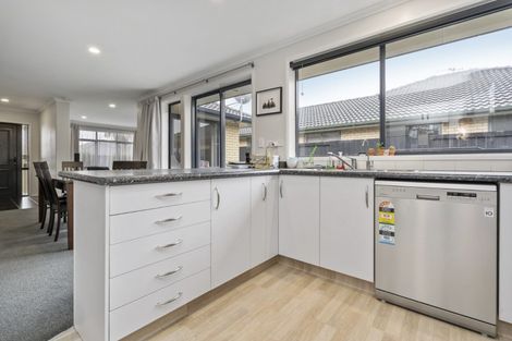 Photo of property in 12 Earlswood Avenue, Hamilton East, Hamilton, 3216