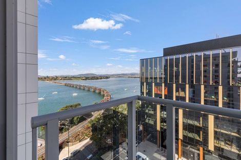 Photo of property in 12/72a Devonport Road, Tauranga, 3110