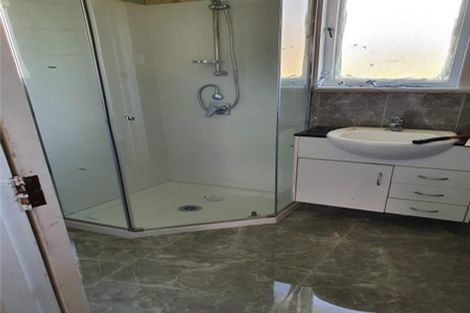 Photo of property in 71 Holmes Road, Manurewa, Auckland, 2102