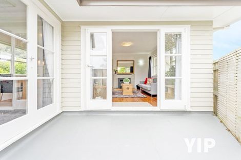 Photo of property in 7b Jay Street, Paparangi, Wellington, 6037