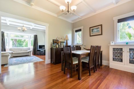 Photo of property in 360 Huia Road, Titirangi, Auckland, 0604