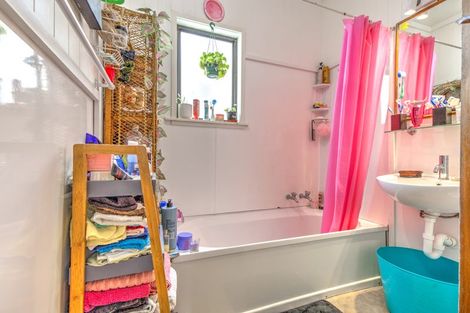 Photo of property in 249 Dey Street, Hamilton East, Hamilton, 3216