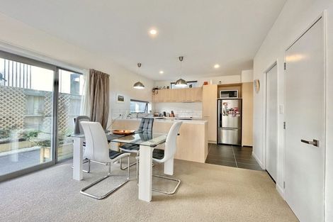 Photo of property in 7u9 Handyside Street, Tawa, Wellington, 5028