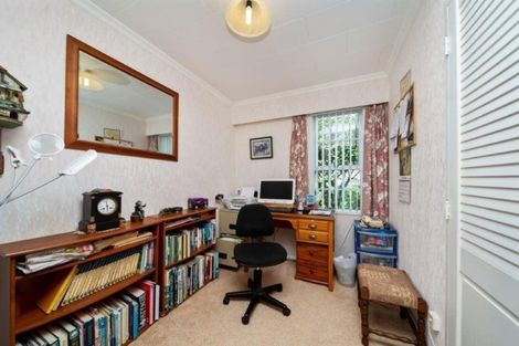 Photo of property in 9 Murdoch Street, Hawera, 4610