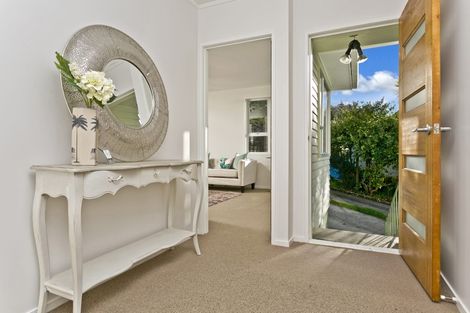 Photo of property in 46 Castleton Street, Birkdale, Auckland, 0626