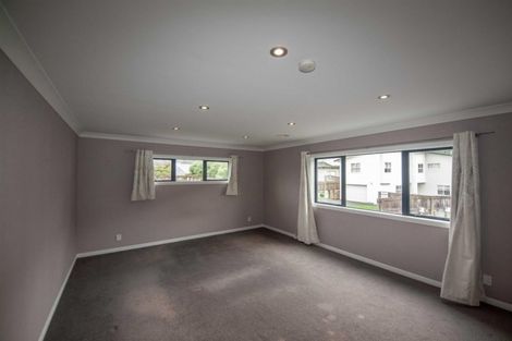 Photo of property in 20 Wantwood Grove, Churton Park, Wellington, 6037