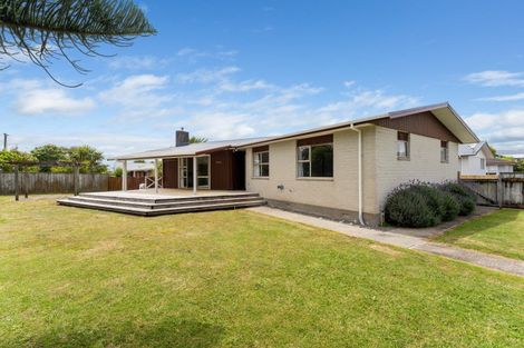 Photo of property in 57 Martin Road, Paraparaumu Beach, Paraparaumu, 5032