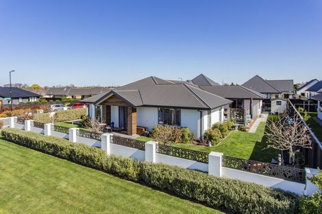 Photo of property in 17 Koura Drive, Rangiora, 7400
