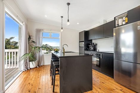 Photo of property in 8 James Mcleod Road, Shelly Beach, Helensville, 0874