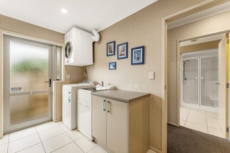 Photo of property in 38 Merriman Place, Pyes Pa, Tauranga, 3112