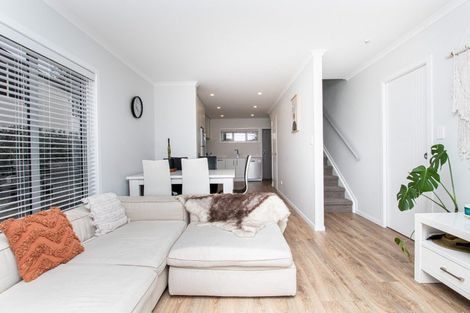 Photo of property in 17/19u Ruakiwi Road, Hamilton Lake, Hamilton, 3204