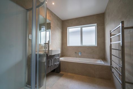 Photo of property in 10 Okareka Place, Pakuranga Heights, Auckland, 2010