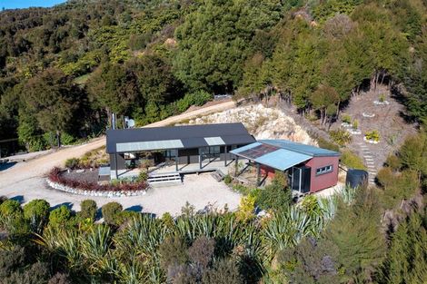Photo of property in 241 Mccallum Road, Takaka, 7183