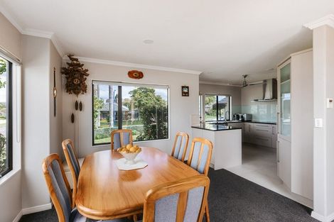 Photo of property in 2 Brackenburn Drive, Ohauiti, Tauranga, 3112