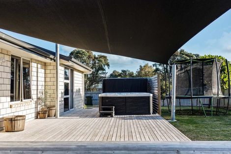 Photo of property in 20 Fishermans Drive, Coastlands, Whakatane, 3120