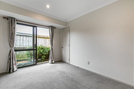 Photo of property in 114a Ti Rakau Drive, Pakuranga, Auckland, 2010