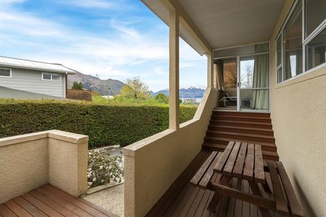 Photo of property in 17 Kennedy Crescent, Wanaka, 9305