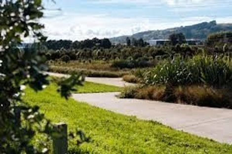 Photo of property in 51 Rorotu Avenue, Karaka, 2113