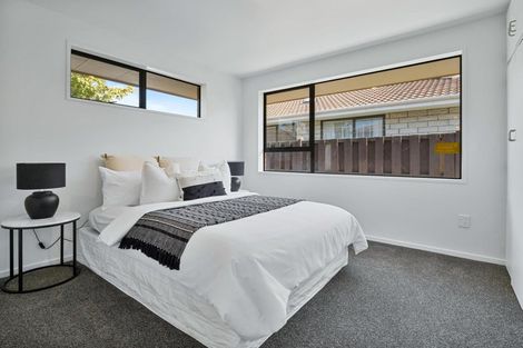 Photo of property in 22 Lake Terrace Road, Burwood, Christchurch, 8061