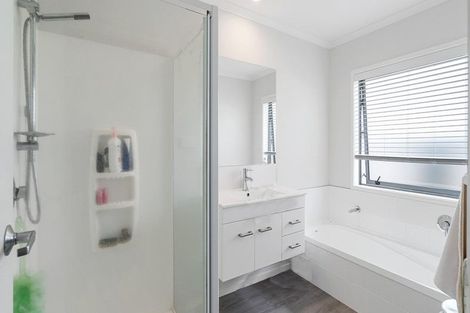 Photo of property in 35 Materawaho Way, Pyes Pa, Tauranga, 3112