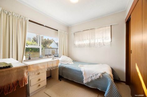 Photo of property in 2/81 Shakespeare Road, Milford, Auckland, 0620
