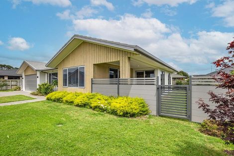 Photo of property in 5 Oak Place, Levin, 5510