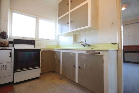 Photo of property in 33 Nichol Street, Heidelberg, Invercargill, 9812