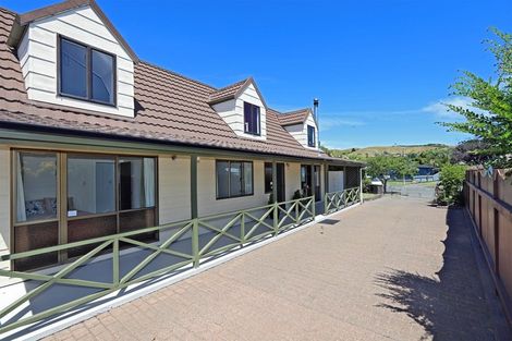 Photo of property in 14 Gilmour Place, Taradale, Napier, 4112