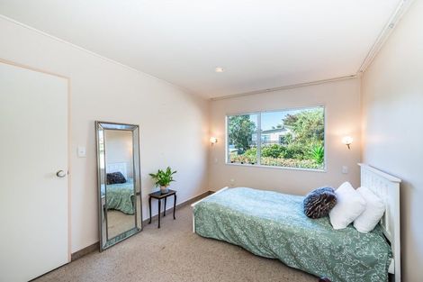 Photo of property in 8 Falla Street, Paraparaumu Beach, Paraparaumu, 5032