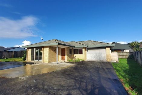 Photo of property in 8 Pono Place, Waiuku, 2123