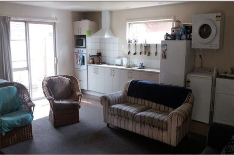 Photo of property in 2/73 Grafton Street, Waltham, Christchurch, 8011