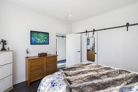 Photo of property in 38 Princes Street, Levin, 5510