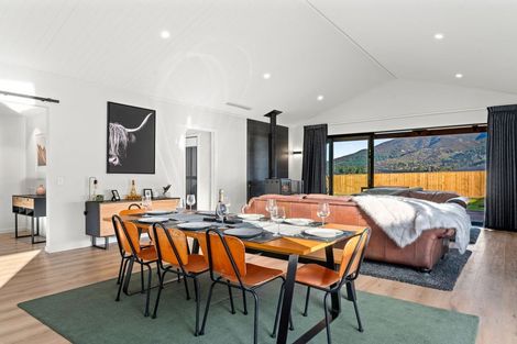 Photo of property in 3 Tomtit Crescent, Lake Hawea, Wanaka, 9382