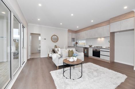 Photo of property in 112 Matua Road, Huapai, Kumeu, 0810