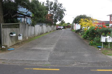 Photo of property in 2/45a Pakuranga Road, Pakuranga, Auckland, 2010