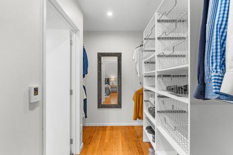 Photo of property in 25 Landsdowne Terrace, Cashmere, Christchurch, 8022