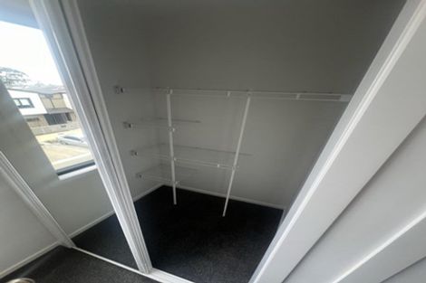 Photo of property in 14 Te Puketoka Lane, Mangere, 2022