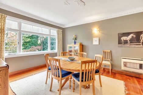 Photo of property in 6 Awatea Terrace, Hokowhitu, Palmerston North, 4410