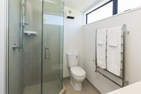 Photo of property in 8/20 North Avon Road, Richmond, Christchurch, 8013