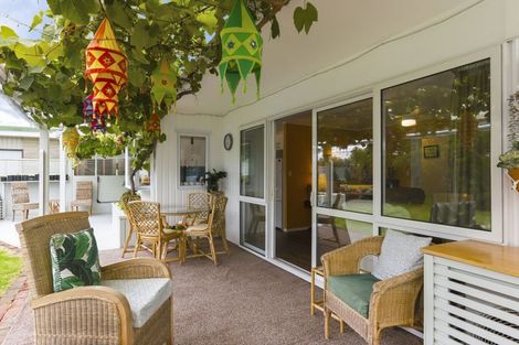 Photo of property in 49a Olive Terrace, Paraparaumu Beach, Paraparaumu, 5032