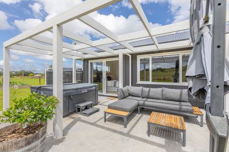 Photo of property in 96 Lindsay Road, Waipukurau, 4283