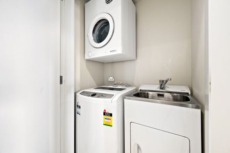 Photo of property in Republic Apartments, 5b/11 Tennyson Street, Te Aro, Wellington, 6011