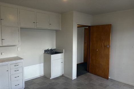 Photo of property in 2/402 Lyndon Road West, Hastings, 4122